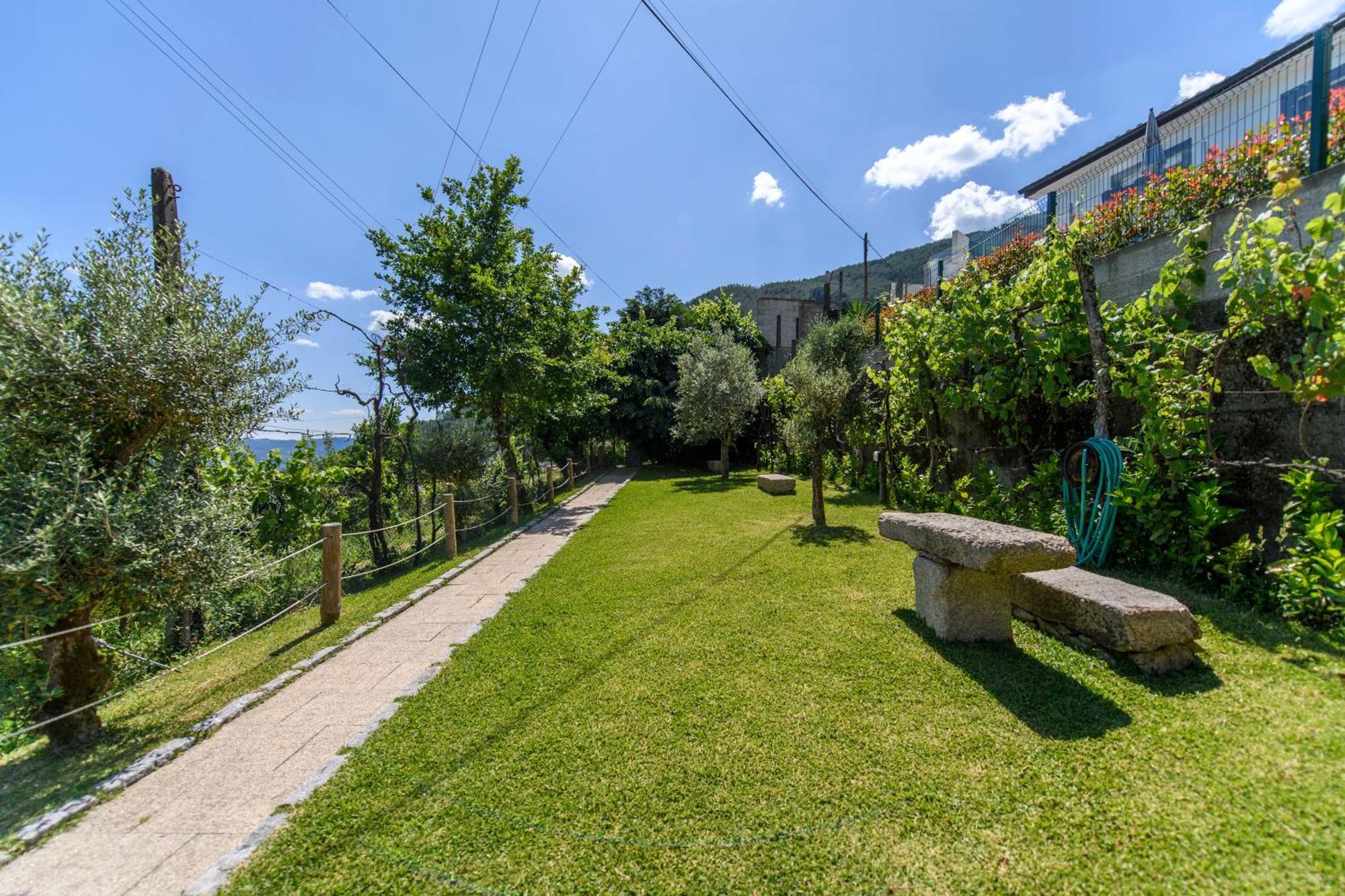 Вилла Afonso'S House Geres I Брага Экстерьер фото
