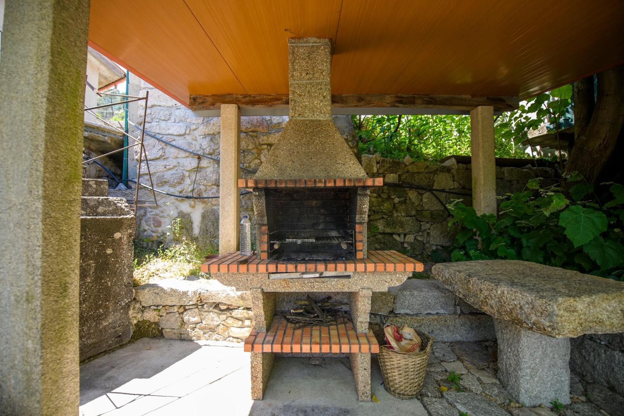 Вилла Afonso'S House Geres I Брага Экстерьер фото